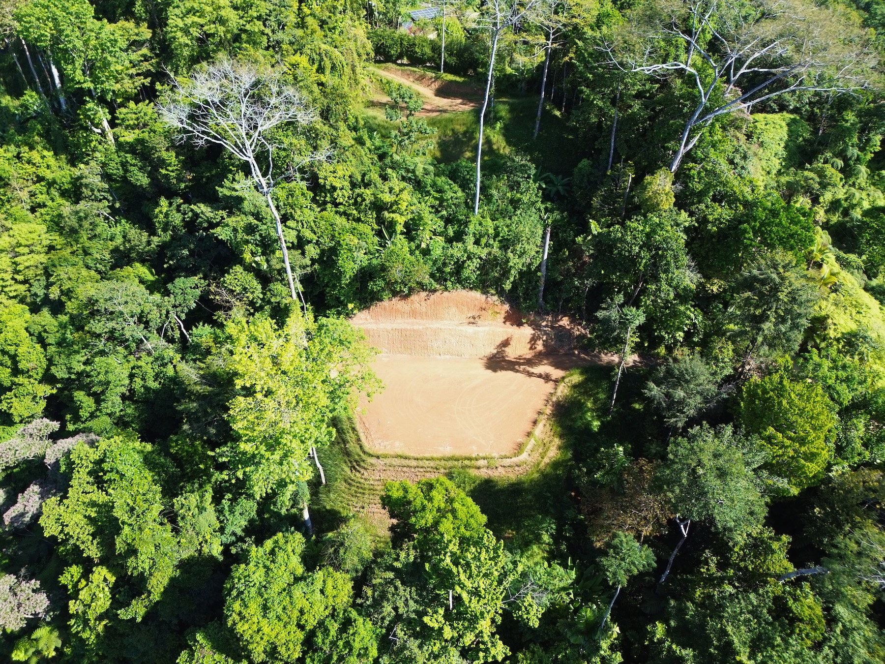 PRIVATE LOT WITH OCEAN AND TROPICAL RAINFOREST VIEWS, IN UVITA – 1.73 ACRES