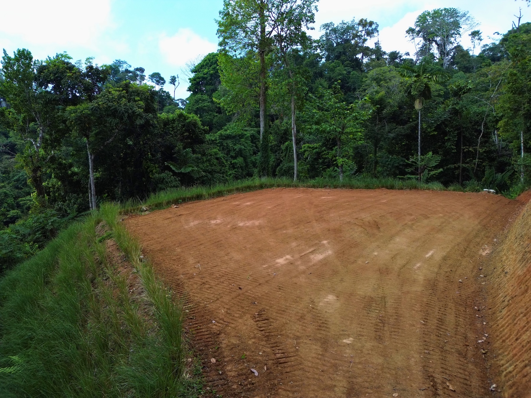 PRIVATE LOT WITH OCEAN AND TROPICAL RAINFOREST VIEWS, IN UVITA – 1.73 ACRES