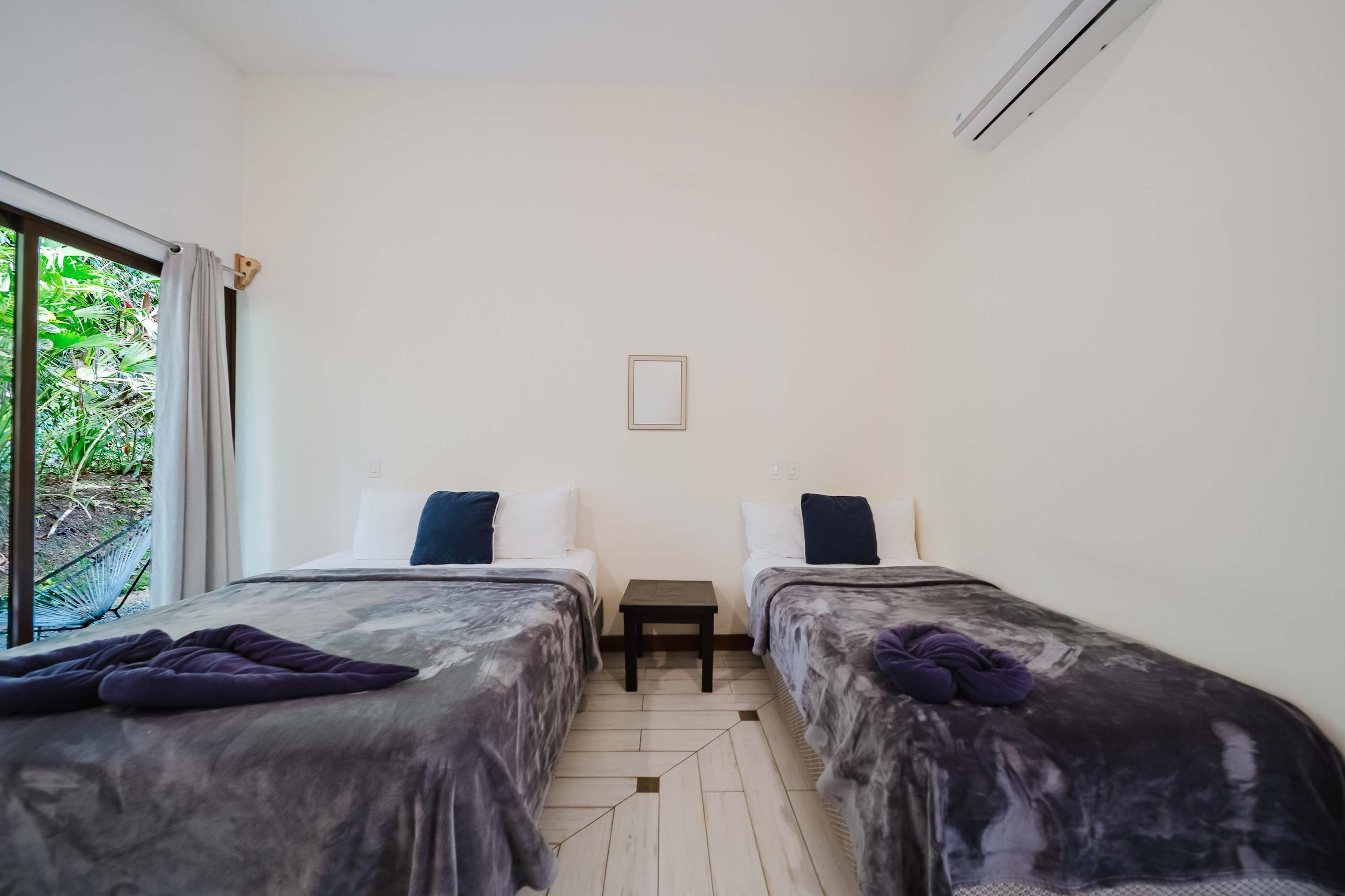 2-BEDROOM CONDO NEAR MANUEL ANTONIO NATIONAL PARK