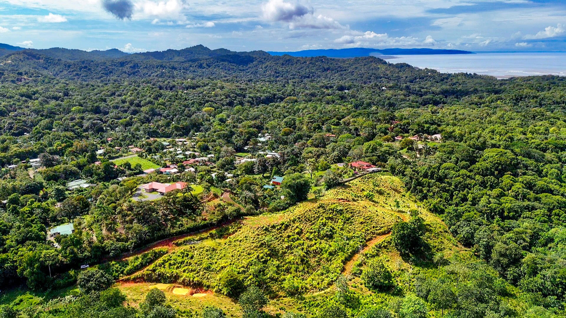 PROPERTY WITH RIVER, FRUIT TREES, AND MOUNTAIN VIEWS, IN OJOCHAL – 22 ACRES