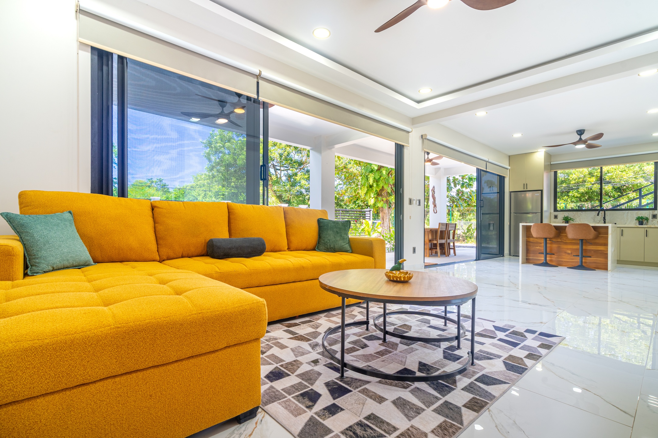 TRIPLEX IN UVITA NEAR THE SEA THREE INDEPENDENT APARTMENTS WITH A POOL AND INVESTMENT POTENTIAL