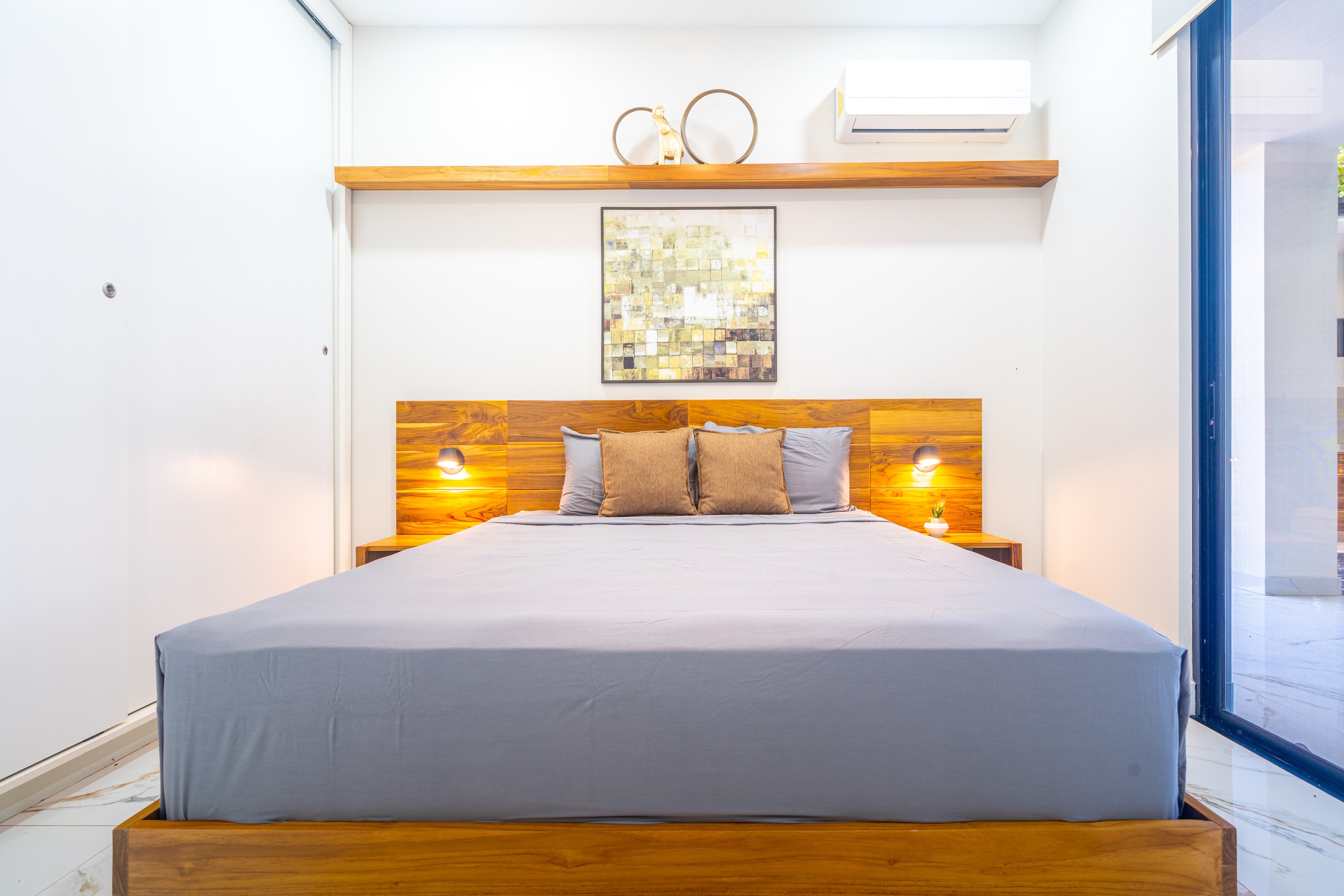 TRIPLEX IN UVITA NEAR THE SEA THREE INDEPENDENT APARTMENTS WITH A POOL AND INVESTMENT POTENTIAL