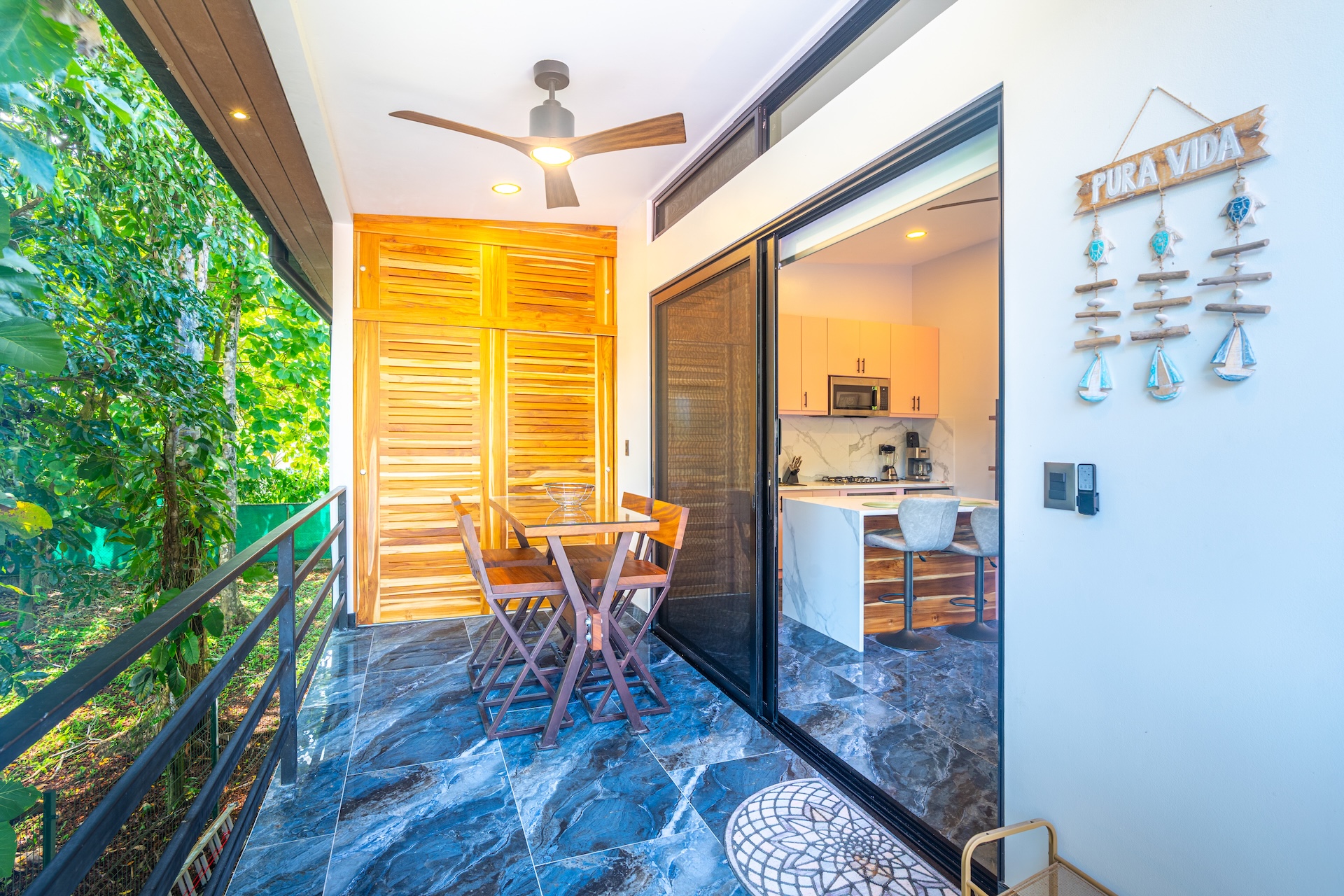 TRIPLEX IN UVITA NEAR THE SEA THREE INDEPENDENT APARTMENTS WITH A POOL AND INVESTMENT POTENTIAL