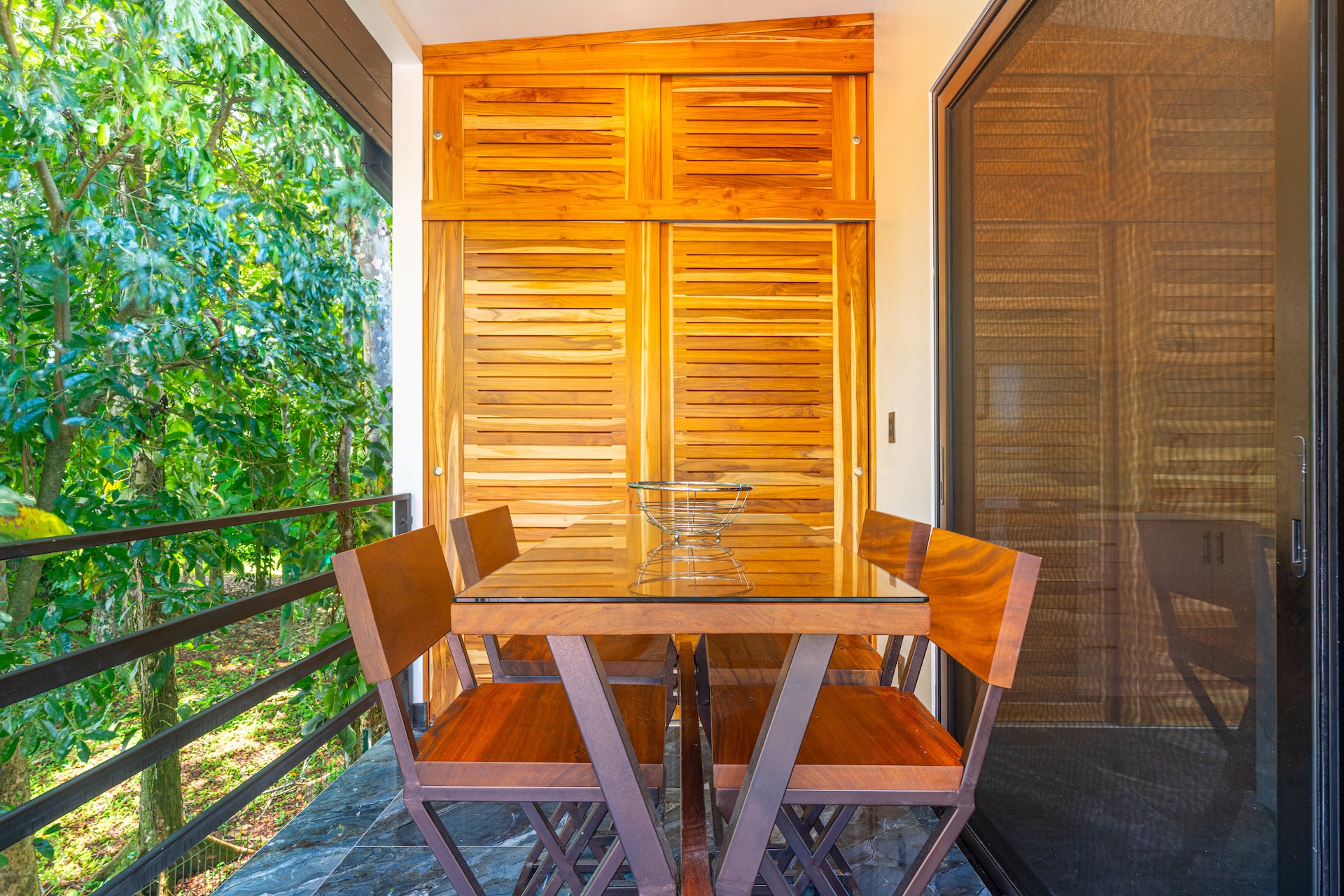 TRIPLEX IN UVITA NEAR THE SEA THREE INDEPENDENT APARTMENTS WITH A POOL AND INVESTMENT POTENTIAL