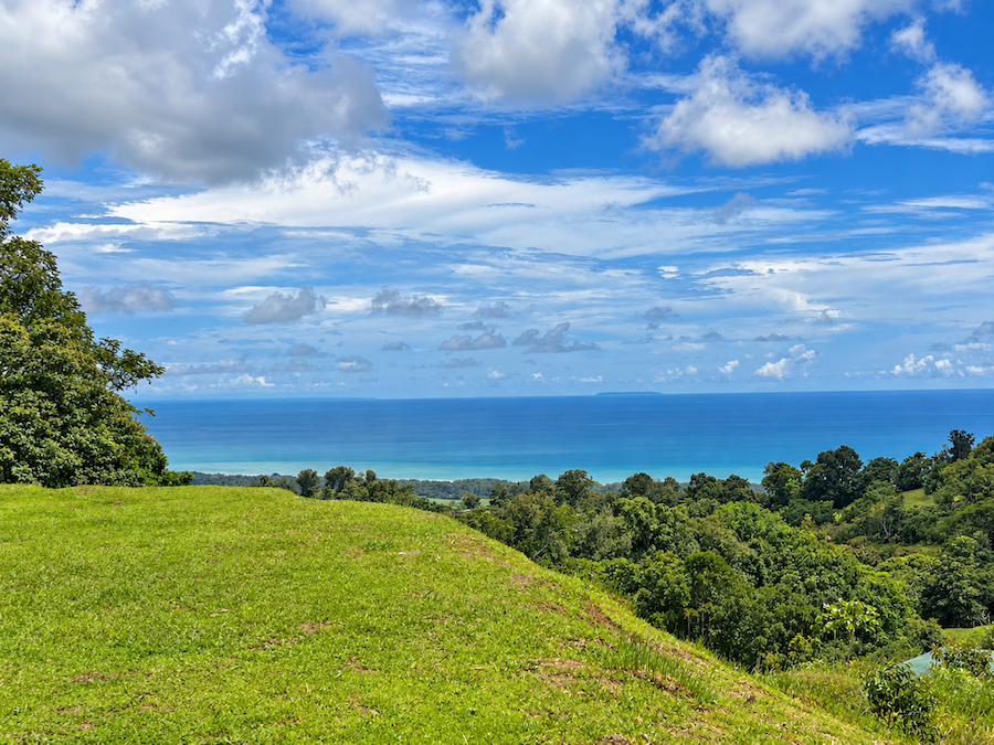 PRIVATE PLOT WITH OCEAN VIEWS AND A LARGE BUILDING PLATFORM, IN PORTALON – 2.06 ACRES
