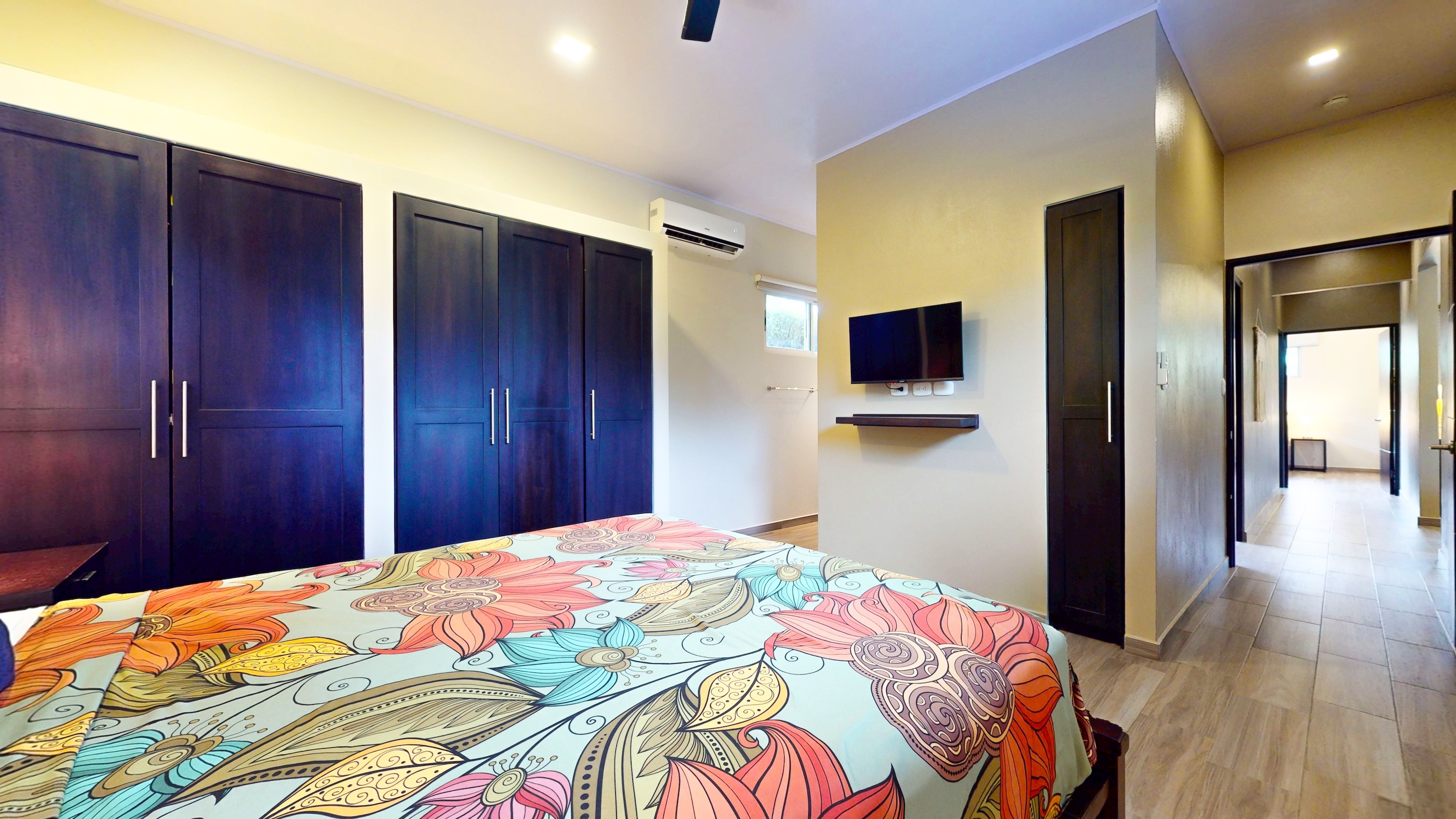 VILLA LUMA 3-BEDROOM HOUSE WITH PRIVATE POOL, IN THE HEART OF UVITA