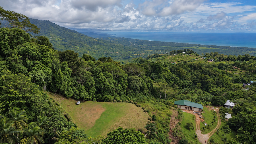 PRIVATE PLOT WITH OCEAN VIEWS AND A LARGE BUILDING PLATFORM, IN PORTALON – 2.06 ACRES