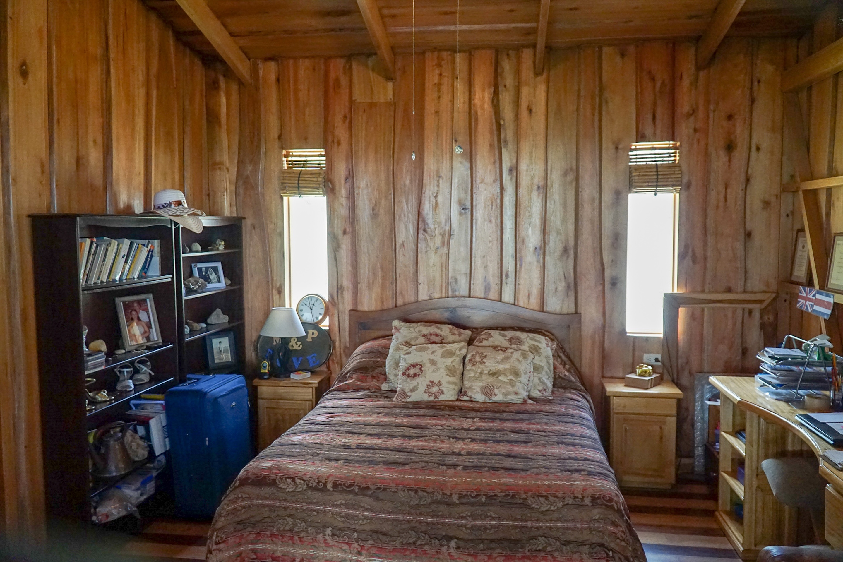 MOUNTAIN ESTATE WITH AGRICULTURAL PRODUCTION AND ECO-FRIENDLY HOUSE, IN ZAPOTAL PEREZ ZELEDON