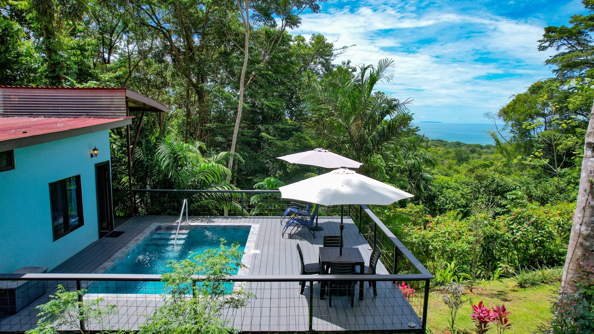 RENOVATED HOME WITH POOL, OCEAN VIEWS, AND ADDITIONAL LAND, IN CINCO VENTANAS, OJOCHAL