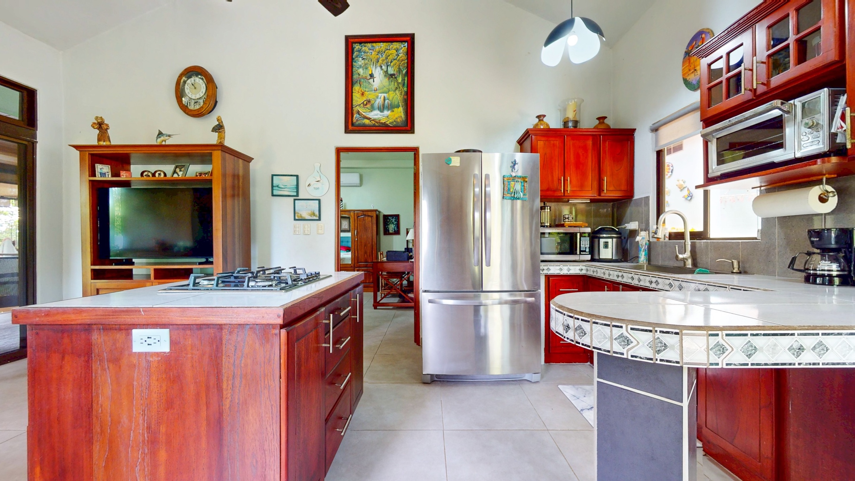 RENOVATED HOME WITH POOL, OCEAN VIEWS, AND ADDITIONAL LAND, IN CINCO VENTANAS, OJOCHAL