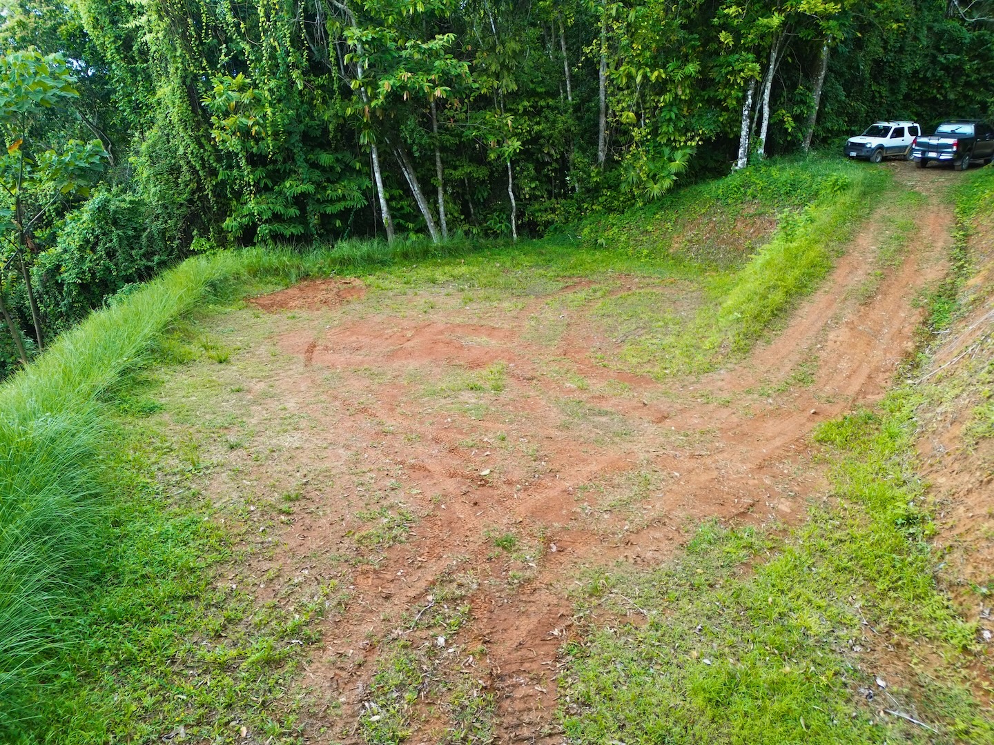 FLAT LAND WITH OCEAN VIEWS AND JUNGLE SURROUNDINGS, IN UVITA – 1.2 ACRES