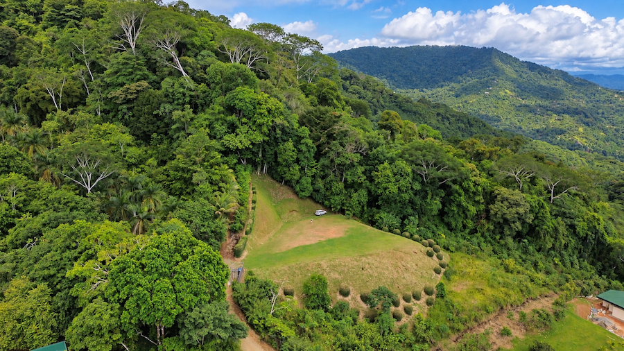 PRIVATE PLOT WITH OCEAN VIEWS AND A LARGE BUILDING PLATFORM, IN PORTALON – 2.06 ACRES