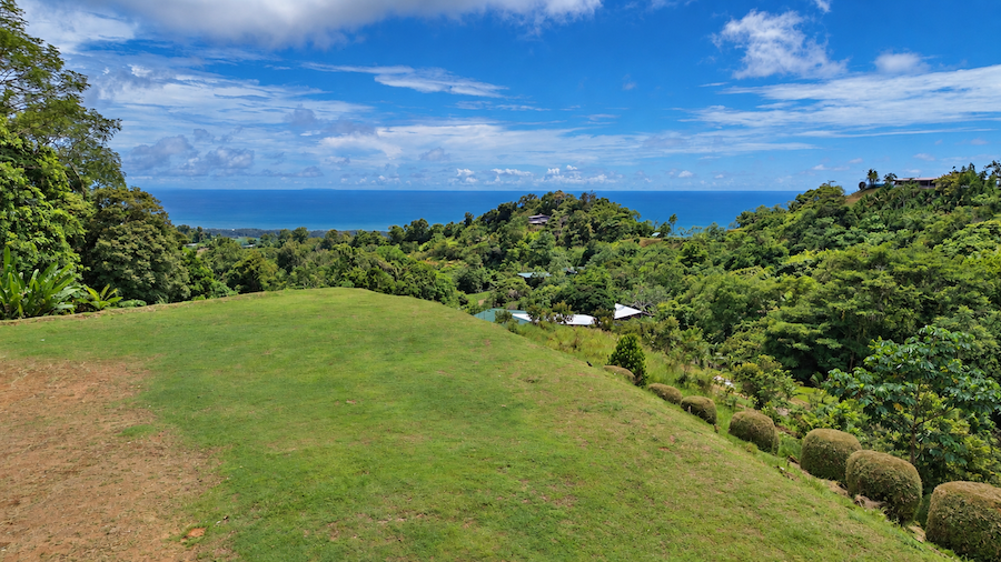 PRIVATE PLOT WITH OCEAN VIEWS AND A LARGE BUILDING PLATFORM, IN PORTALON – 2.06 ACRES