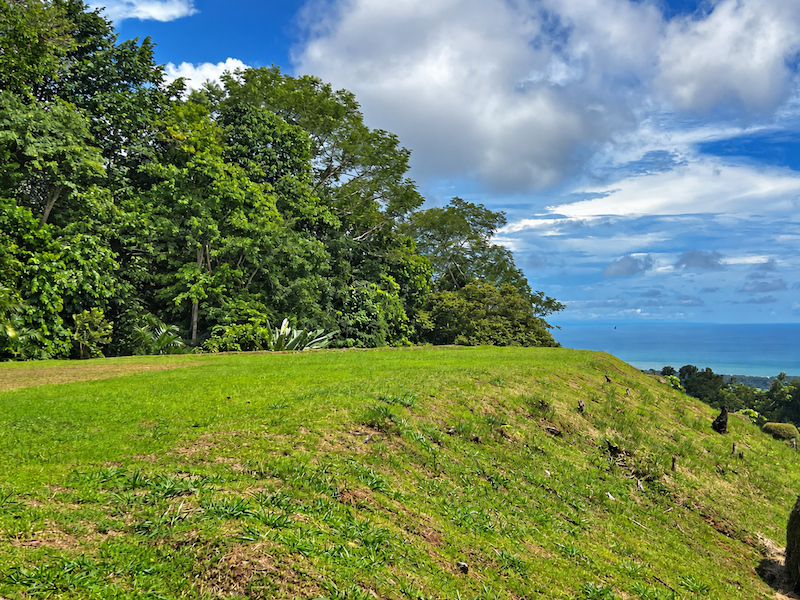 PRIVATE PLOT WITH OCEAN VIEWS AND A LARGE BUILDING PLATFORM, IN PORTALON – 2.06 ACRES