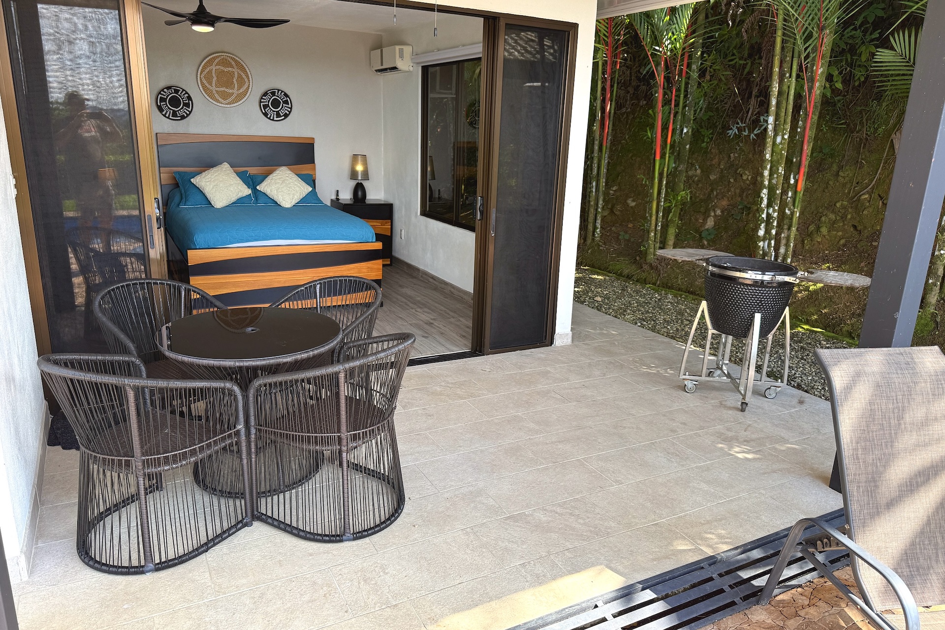 PRIVATE RESIDENCE WITH POOL AND PANORAMIC PACIFIC VIEWS, IN OJOCHAL