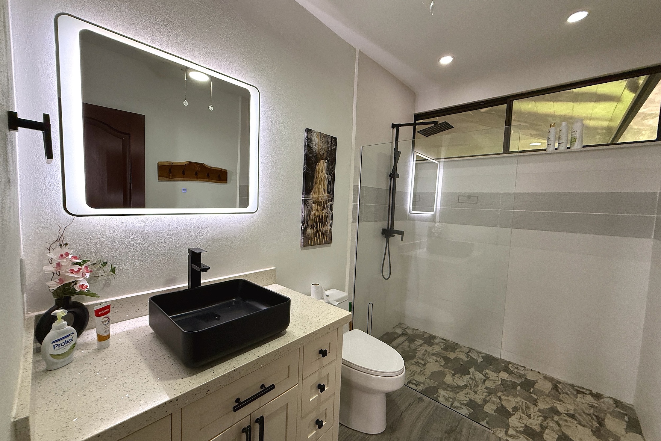PRIVATE RESIDENCE WITH POOL AND PANORAMIC PACIFIC VIEWS, IN OJOCHAL