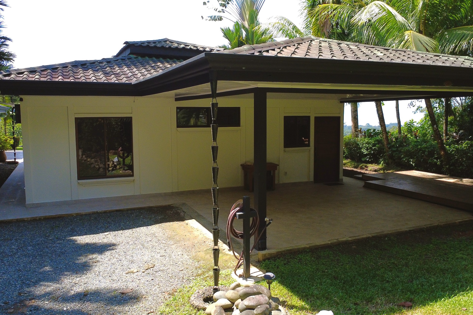 PRIVATE RESIDENCE WITH POOL AND PANORAMIC PACIFIC VIEWS, IN OJOCHAL