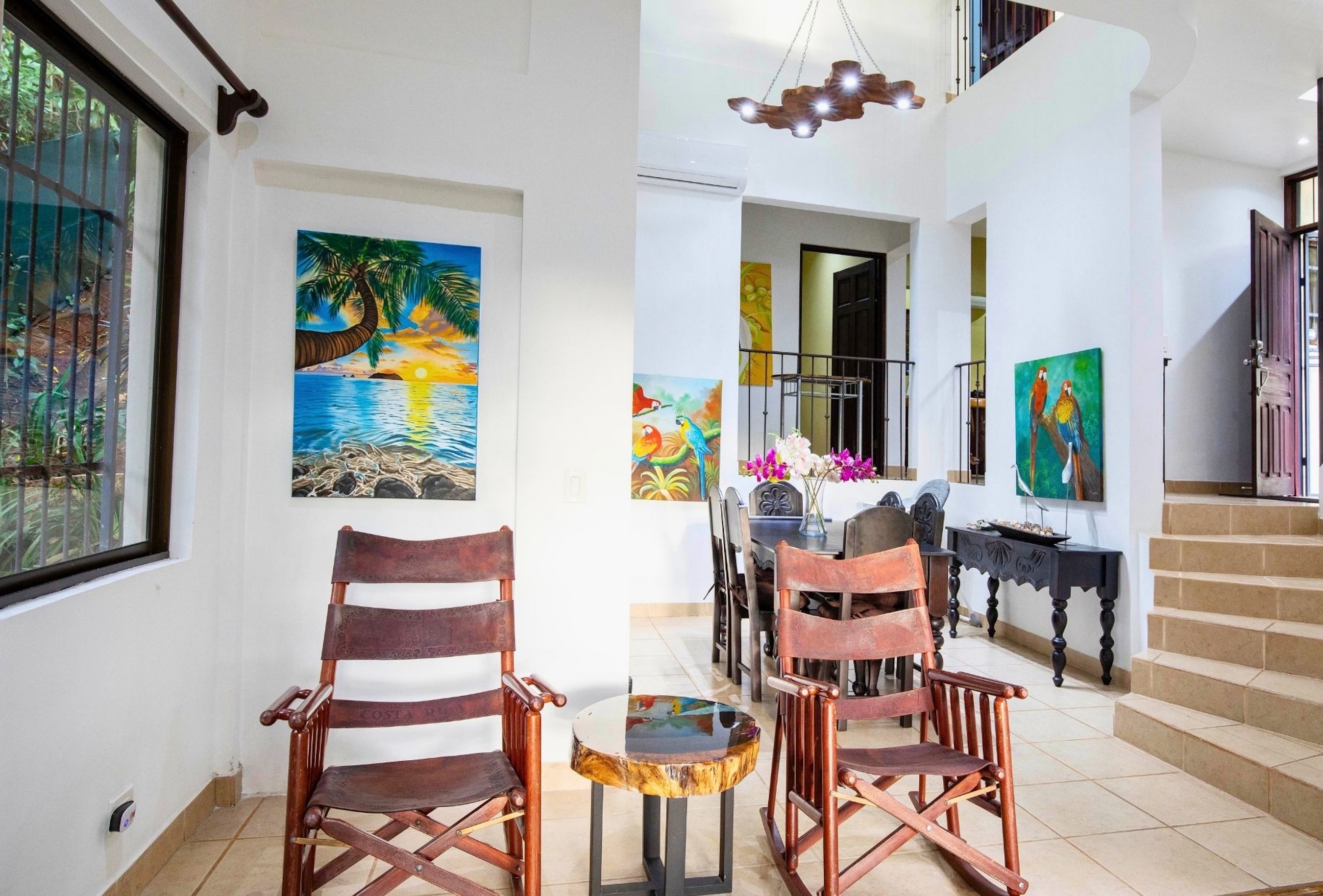 HOUSE WITH POOL AND INDEPENDENT APARTMENT, IN MANUEL ANTONIO