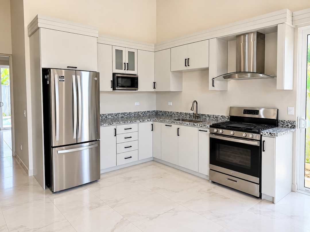 NEW 2-BEDROOM HOUSE WITH PRIVATE POOL, IN UVITA