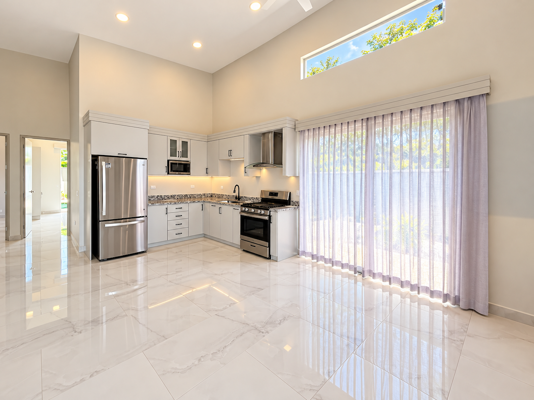 NEW 2-BEDROOM HOUSE WITH PRIVATE POOL, IN UVITA