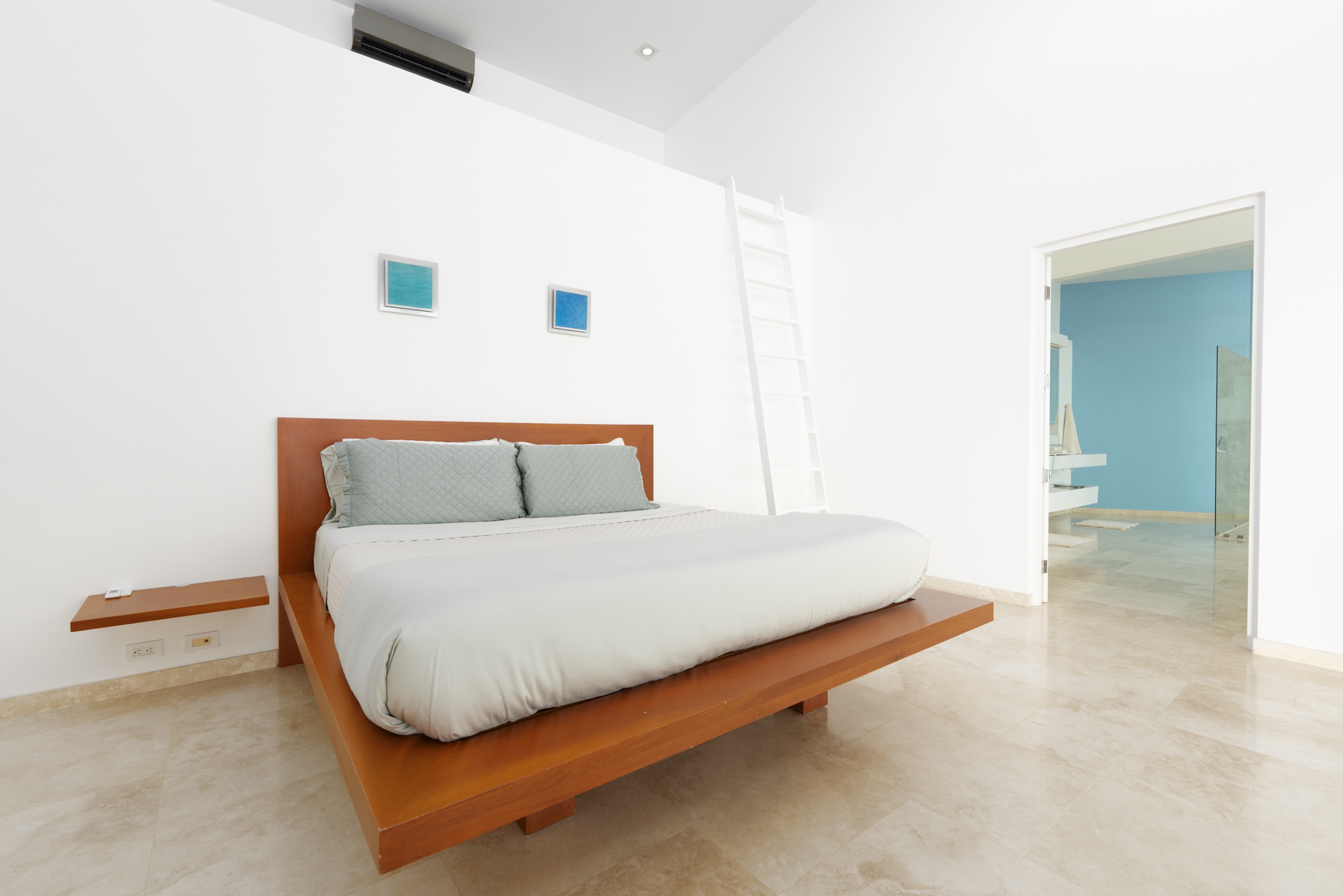 CASA LUZ LUXURY RESIDENCE WITH PANORAMIC OCEAN AND SUNSET VIEWS, IN COSTA VERDE – 3.21 ACRES
