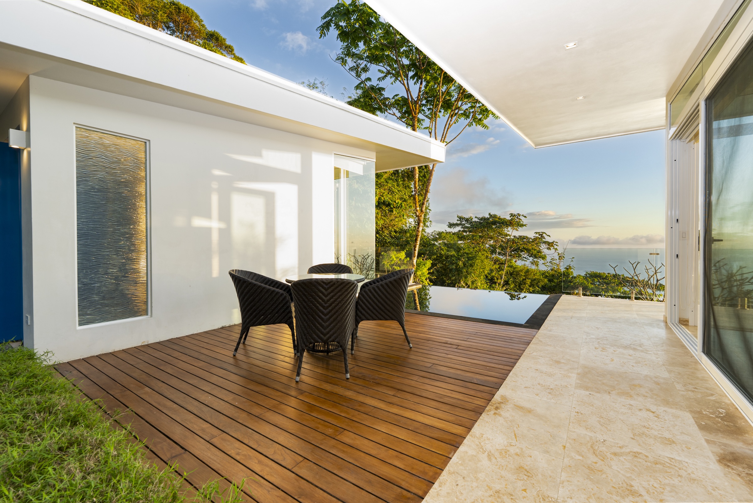 CASA LUZ LUXURY RESIDENCE WITH PANORAMIC OCEAN AND SUNSET VIEWS, IN COSTA VERDE – 3.21 ACRES