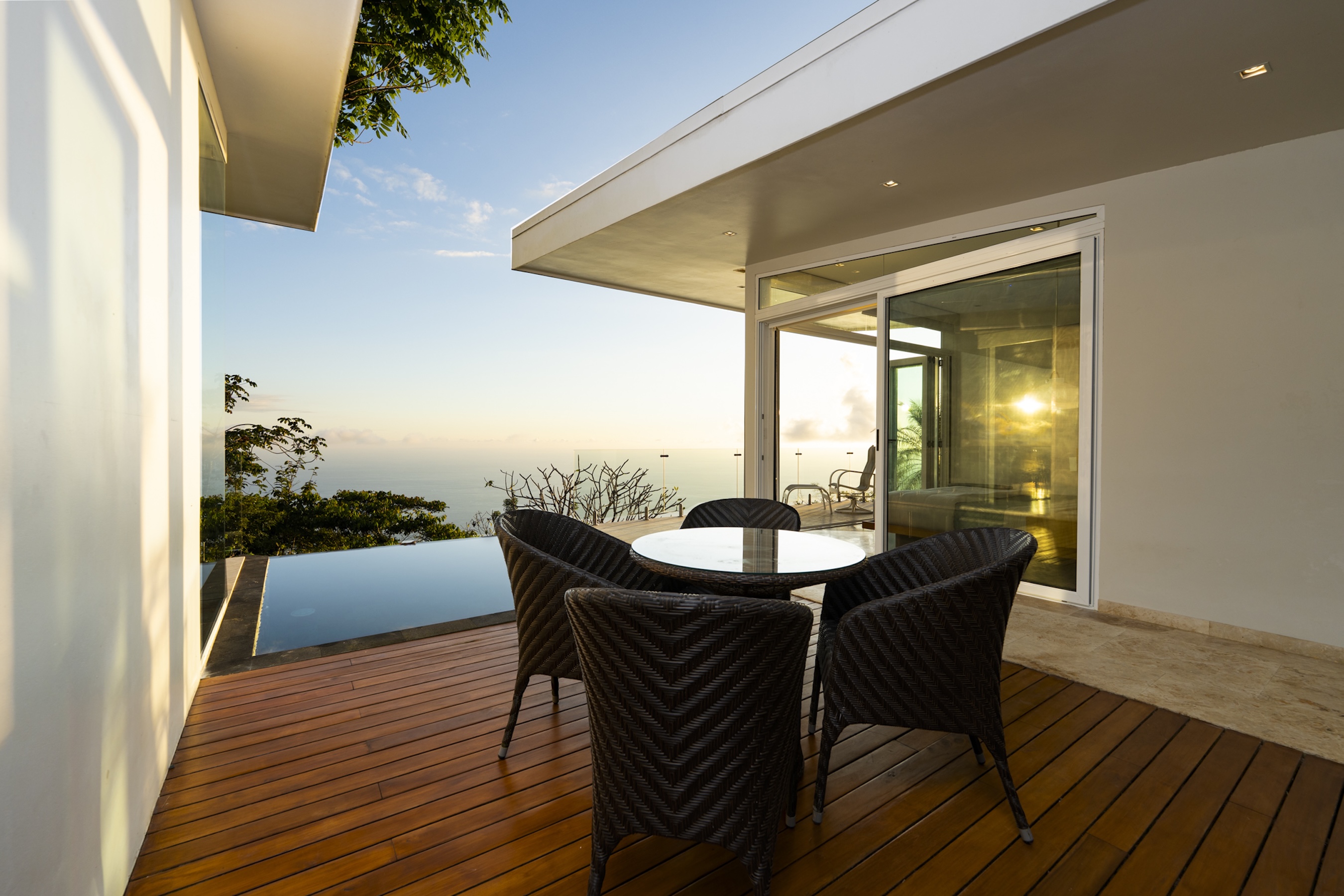 CASA LUZ LUXURY RESIDENCE WITH PANORAMIC OCEAN AND SUNSET VIEWS, IN COSTA VERDE – 3.21 ACRES