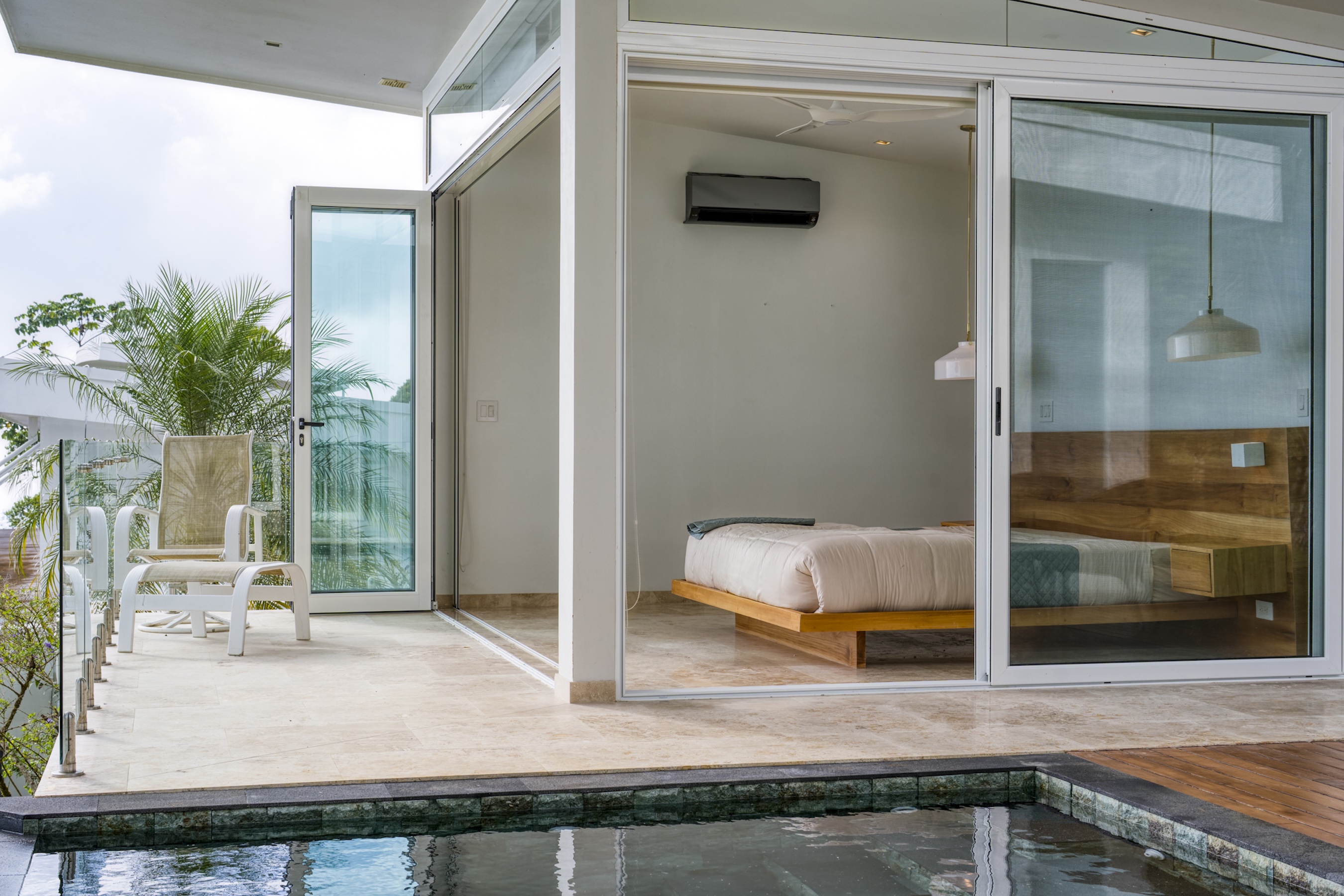 CASA LUZ LUXURY RESIDENCE WITH PANORAMIC OCEAN AND SUNSET VIEWS, IN COSTA VERDE – 3.21 ACRES