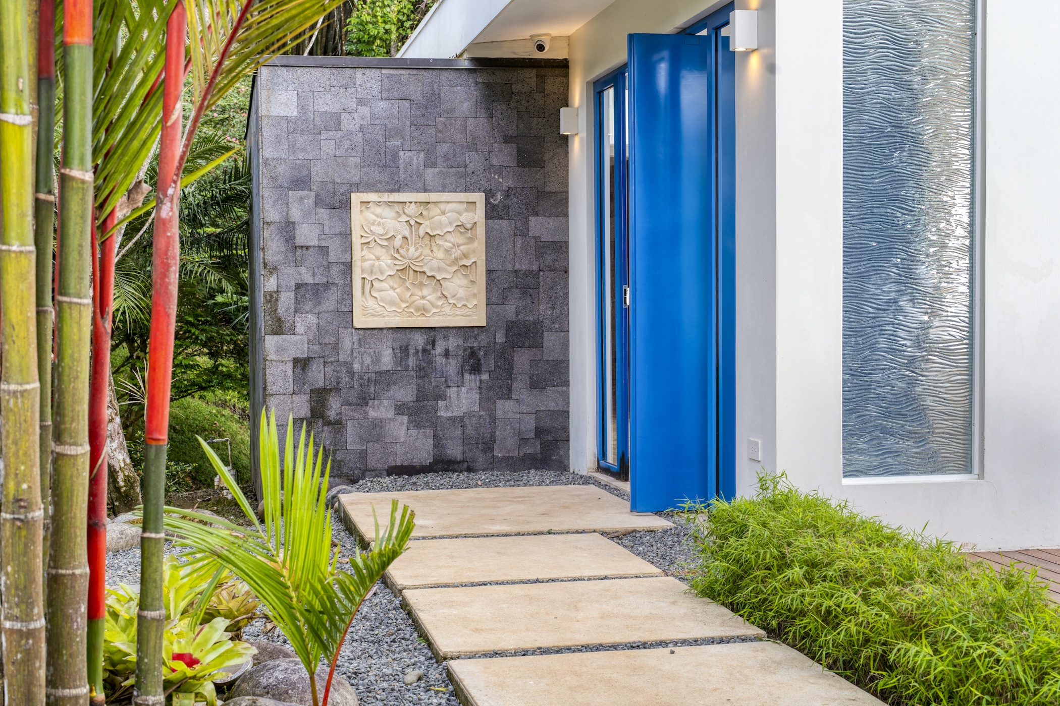 CASA LUZ LUXURY RESIDENCE WITH PANORAMIC OCEAN AND SUNSET VIEWS, IN COSTA VERDE – 3.21 ACRES