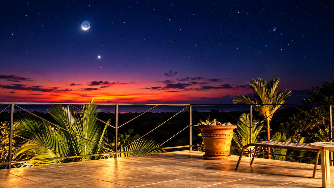 LUXURY RESIDENCE 3 BEDROOM HOME ON 6 ACRES WITH PACIFIC OCEAN VIEWS, IN MATAPALO