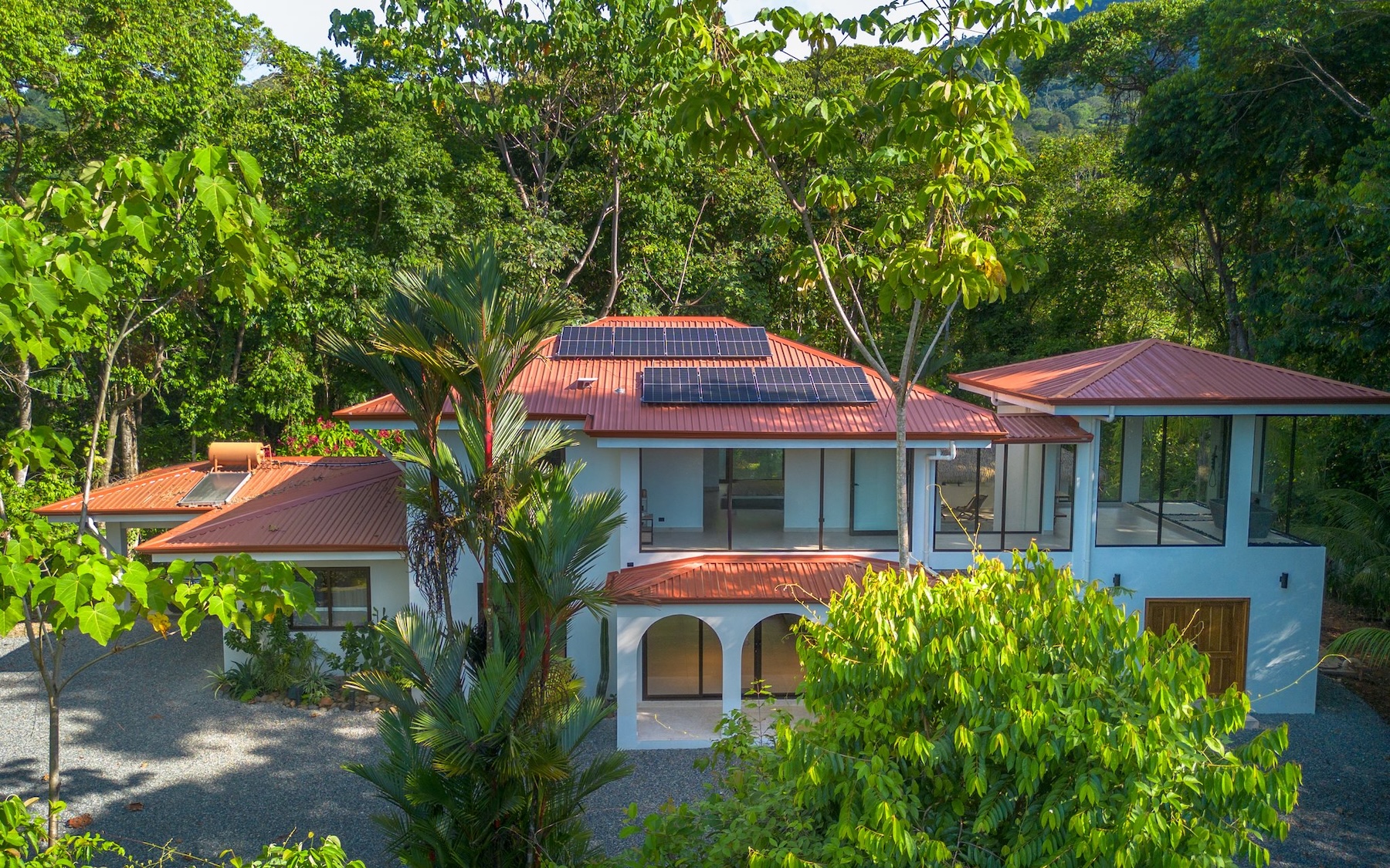 RENOVATED HOUSE WITH POOL AND SOLAR POWER IN CINCO VENTANAS, OJOCHAL – 4.17 ACRES
