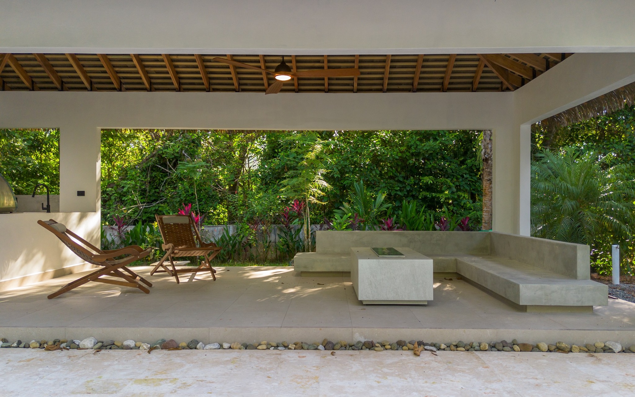 RENOVATED HOUSE WITH POOL AND SOLAR POWER IN CINCO VENTANAS, OJOCHAL – 4.17 ACRES