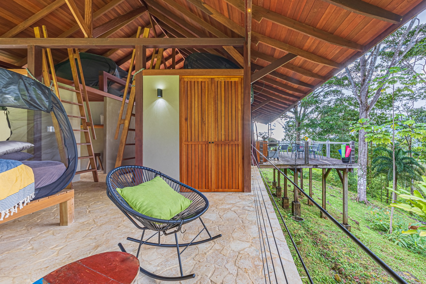 MOUNTAIN RETREAT WITH PANORAMIC OCEAN AND SUNSET VIEWS, NEAR UVITA – 12 ACRES