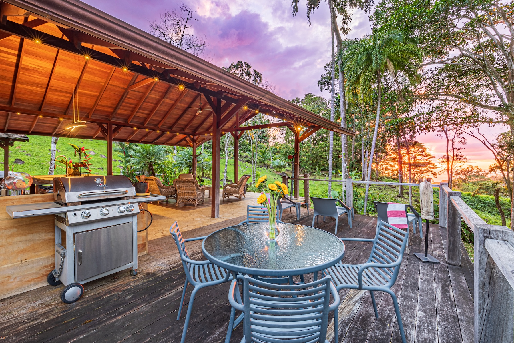 MOUNTAIN RETREAT WITH PANORAMIC OCEAN AND SUNSET VIEWS, NEAR UVITA – 12 ACRES