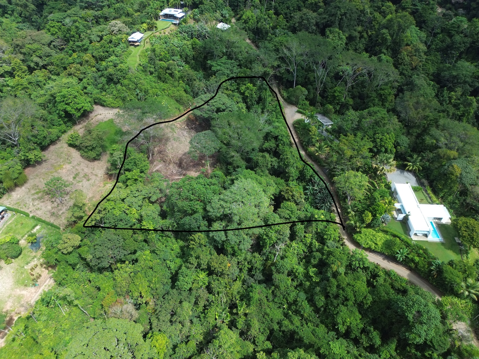 PRIVATE LAND SURROUNDED BY JUNGLE BETWEEN UVITA AND OJOCHAL – 3.07 ACRES