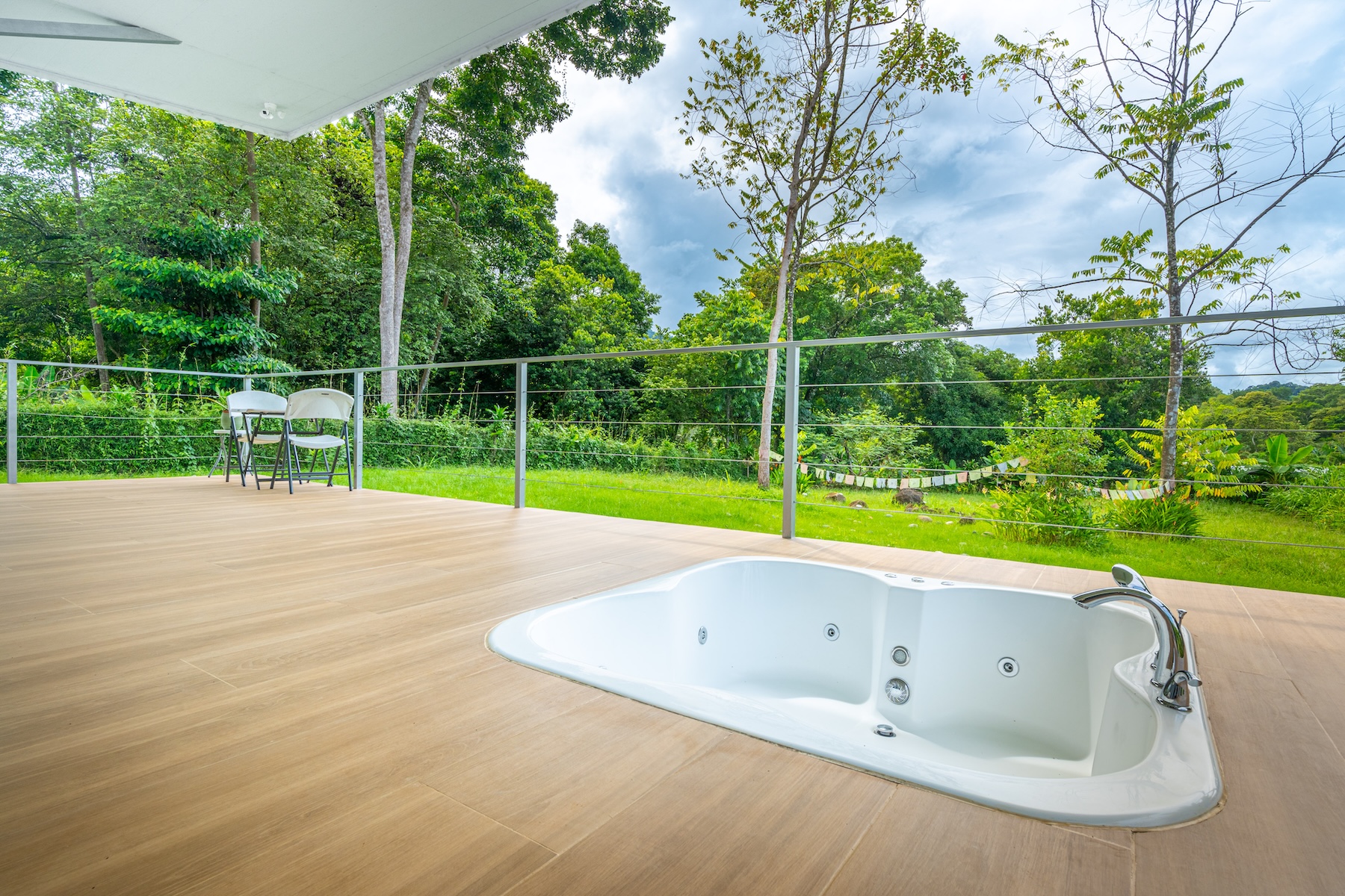 2-BEDROOM HOUSE WITH THERMAL BATH AND NATURAL SETTING, IN OJOCHAL