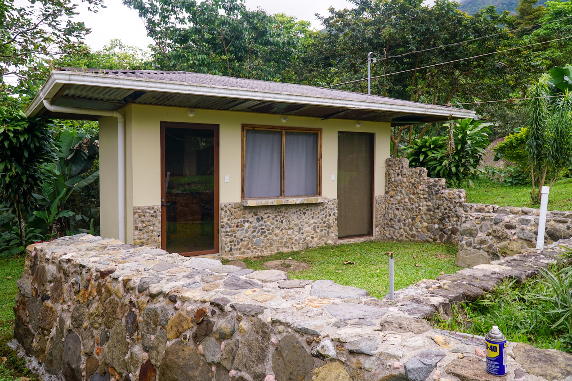 MOUNTAIN ESTATE WITH AGRICULTURAL PRODUCTION AND ECO-FRIENDLY HOUSE, IN ZAPOTAL PEREZ ZELEDON