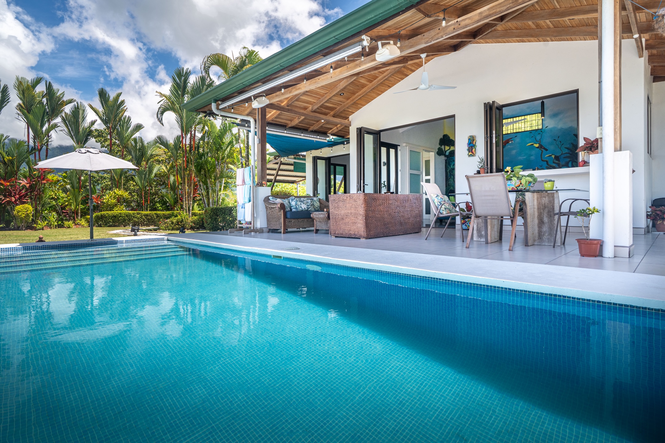 TROPICAL HOME WITH PRIVATE POOL, OCEAN AND MOUNTAIN VIEWS, IN OJOCHAL – 0.80 ACRES