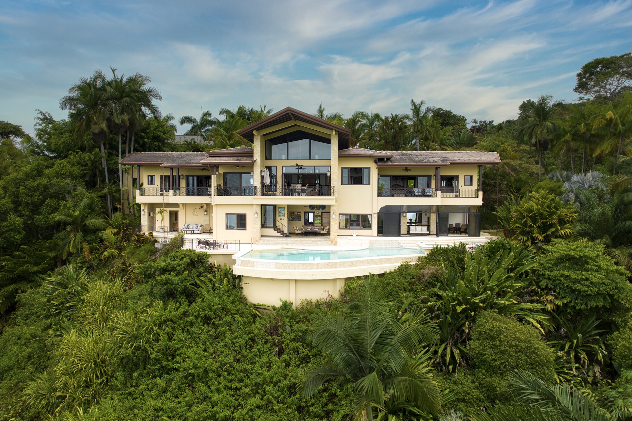CASA LADERA: EXCLUSIVE ESTATE WITH PANORAMIC PACIFIC VIEWS, IN ESCALERAS – 6.21 ACRES