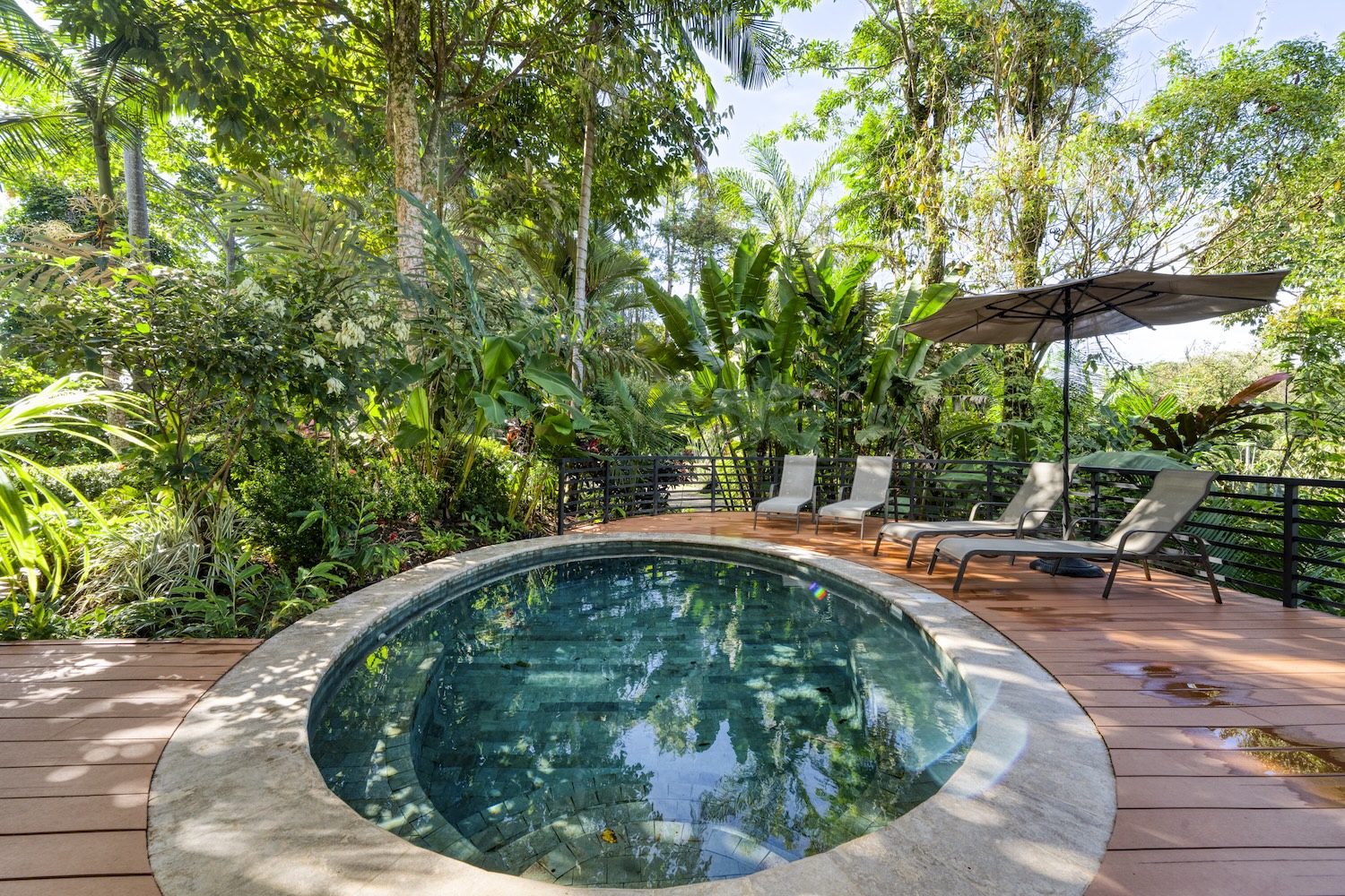 PRIVATE HOME WITH POOL, JUNGLE, AND PANORAMIC PACIFIC VIEWS, IN UVITA – 2.72 ACRES