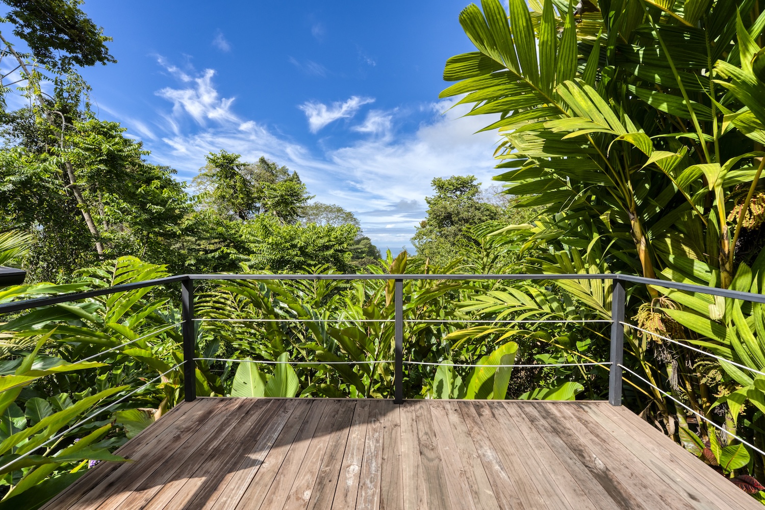 PRIVATE HOME WITH POOL, JUNGLE, AND PANORAMIC PACIFIC VIEWS, IN UVITA – 2.72 ACRES