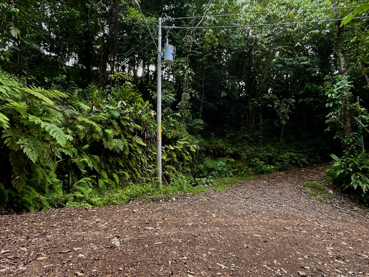 EXCLUSIVE 5.08-ACRE PROPERTY WITH OCEAN AND MOUNTAIN VIEWS, IN PUNTA MALA