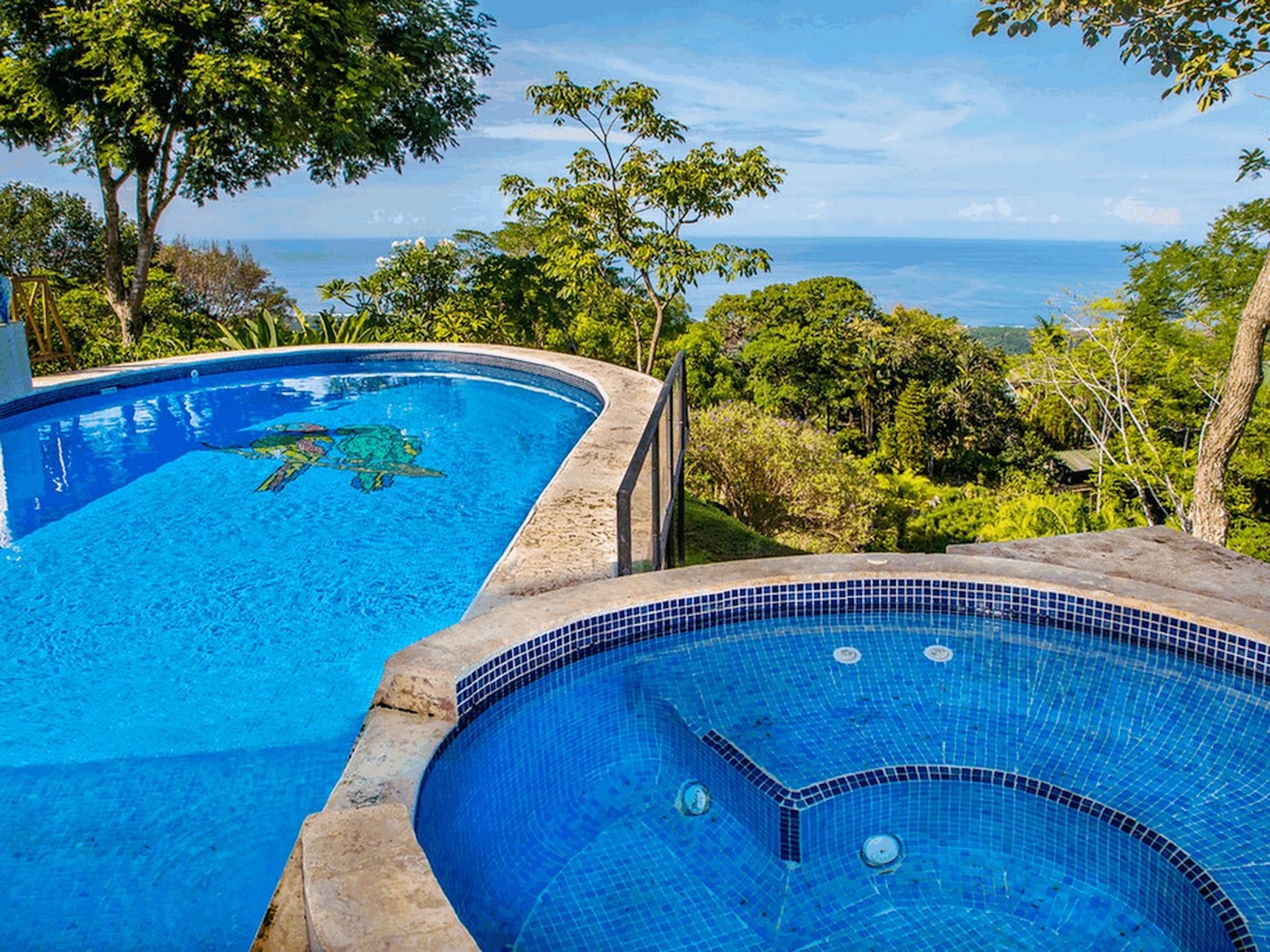 91.2-ACRE PRIVATE ESTATE WITH A MANSION, PANORAMIC OCEAN VIEWS, AND TROPICAL RAINFOREST, IN PLAYA MATAPALO