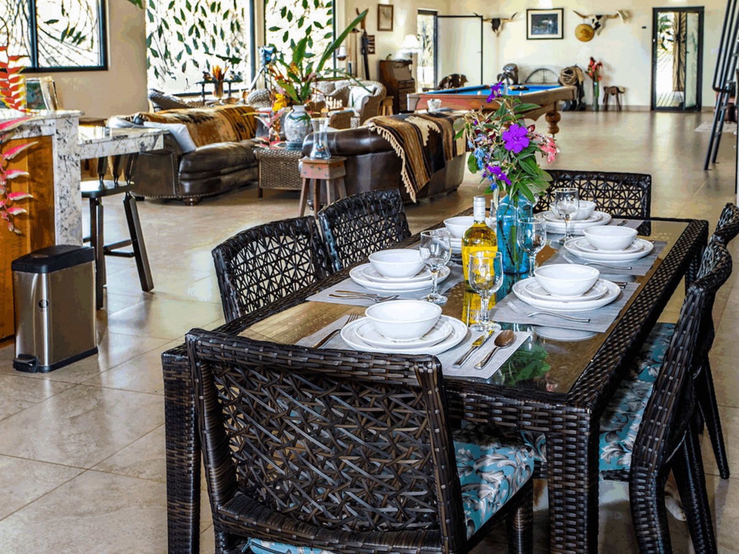 91.2-ACRE PRIVATE ESTATE WITH A MANSION, PANORAMIC OCEAN VIEWS, AND TROPICAL RAINFOREST, IN PLAYA MATAPALO