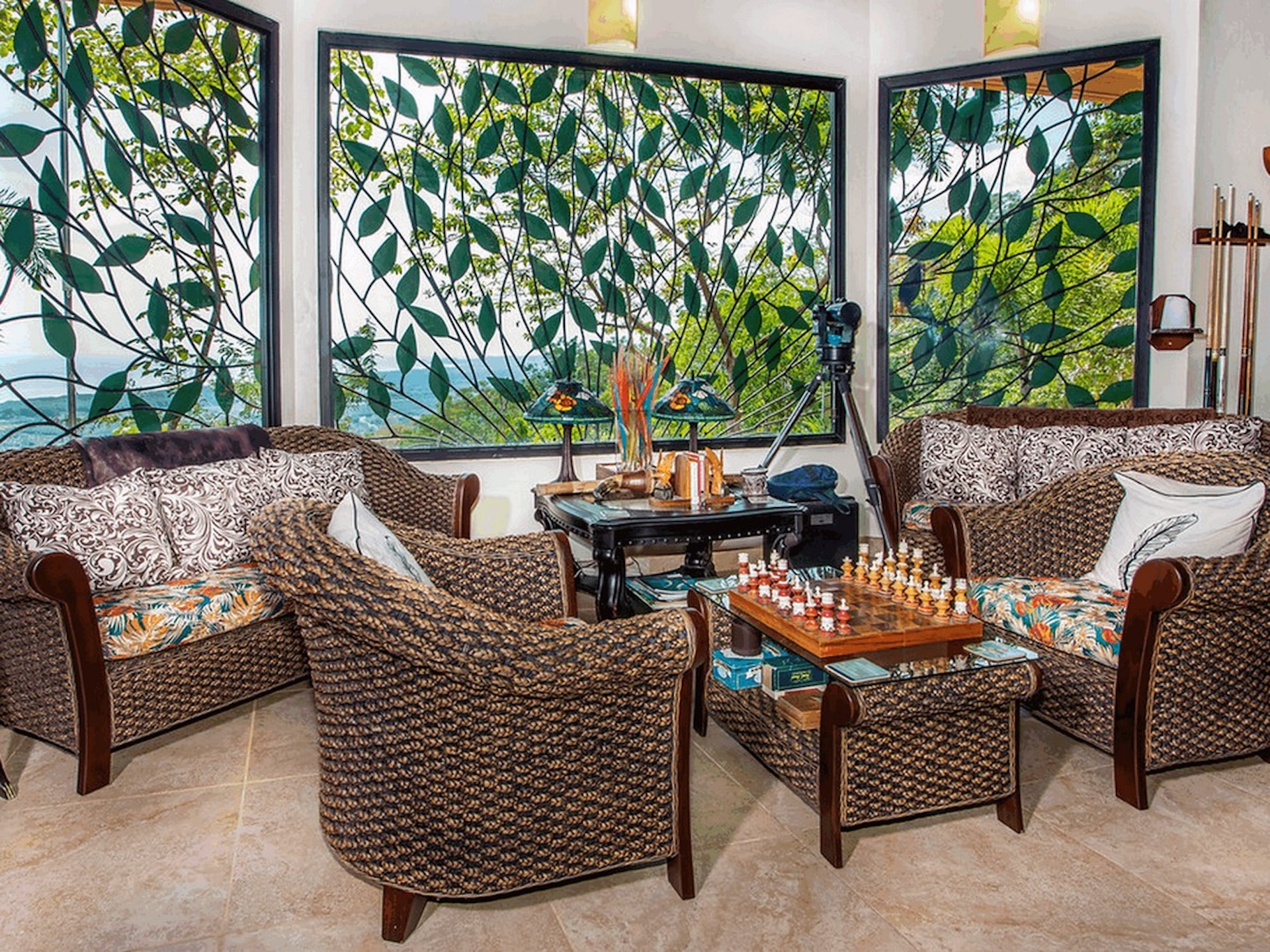 91.2-ACRE PRIVATE ESTATE WITH A MANSION, PANORAMIC OCEAN VIEWS, AND TROPICAL RAINFOREST, IN PLAYA MATAPALO