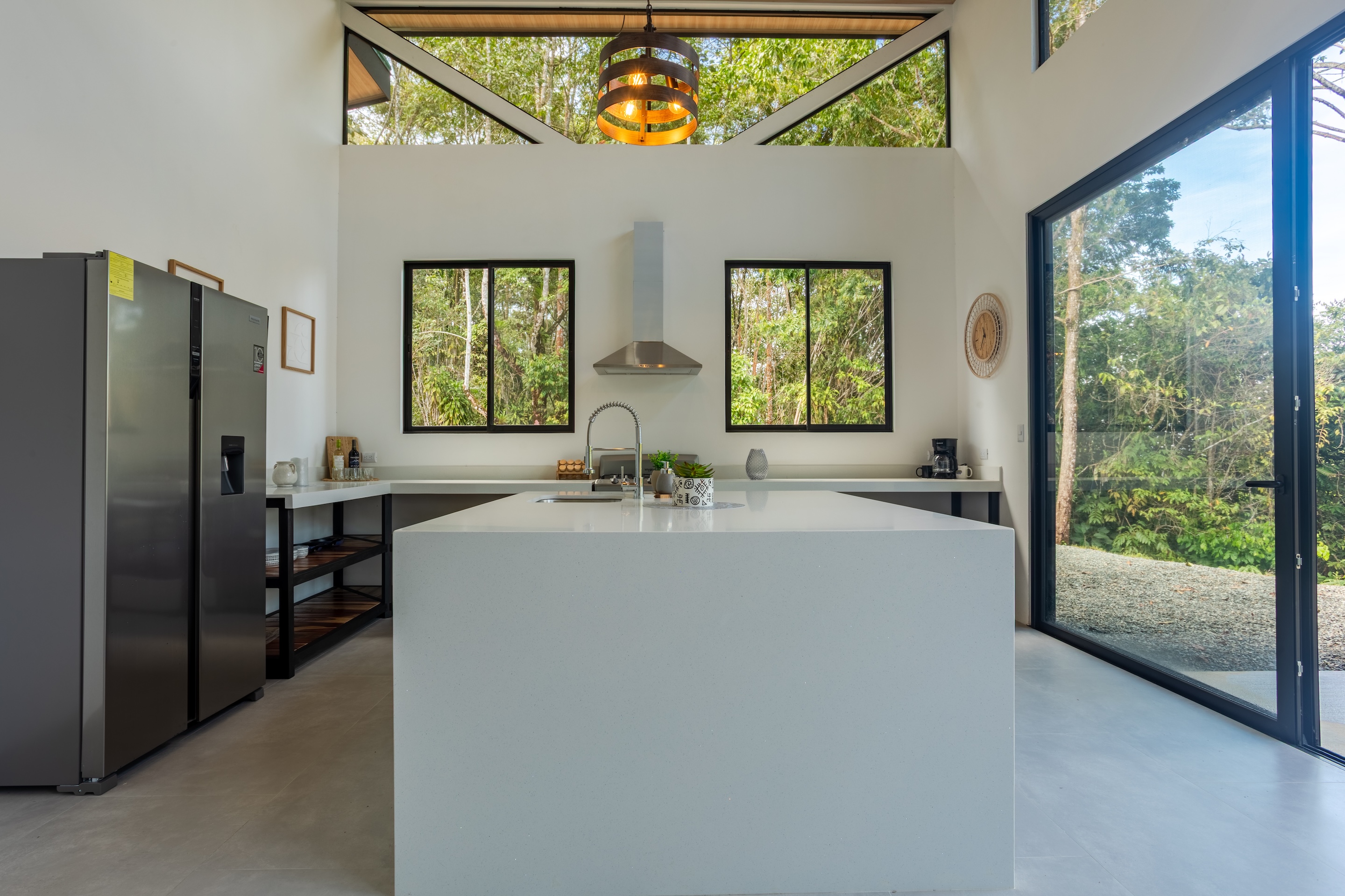NATURAL RETREAT WITH THREE BEDROOMS IN TINAMASTES WITH A YEAR-ROUND STREAM AND DEVELOPMENT POTENTIAL – 3.5 ACRES