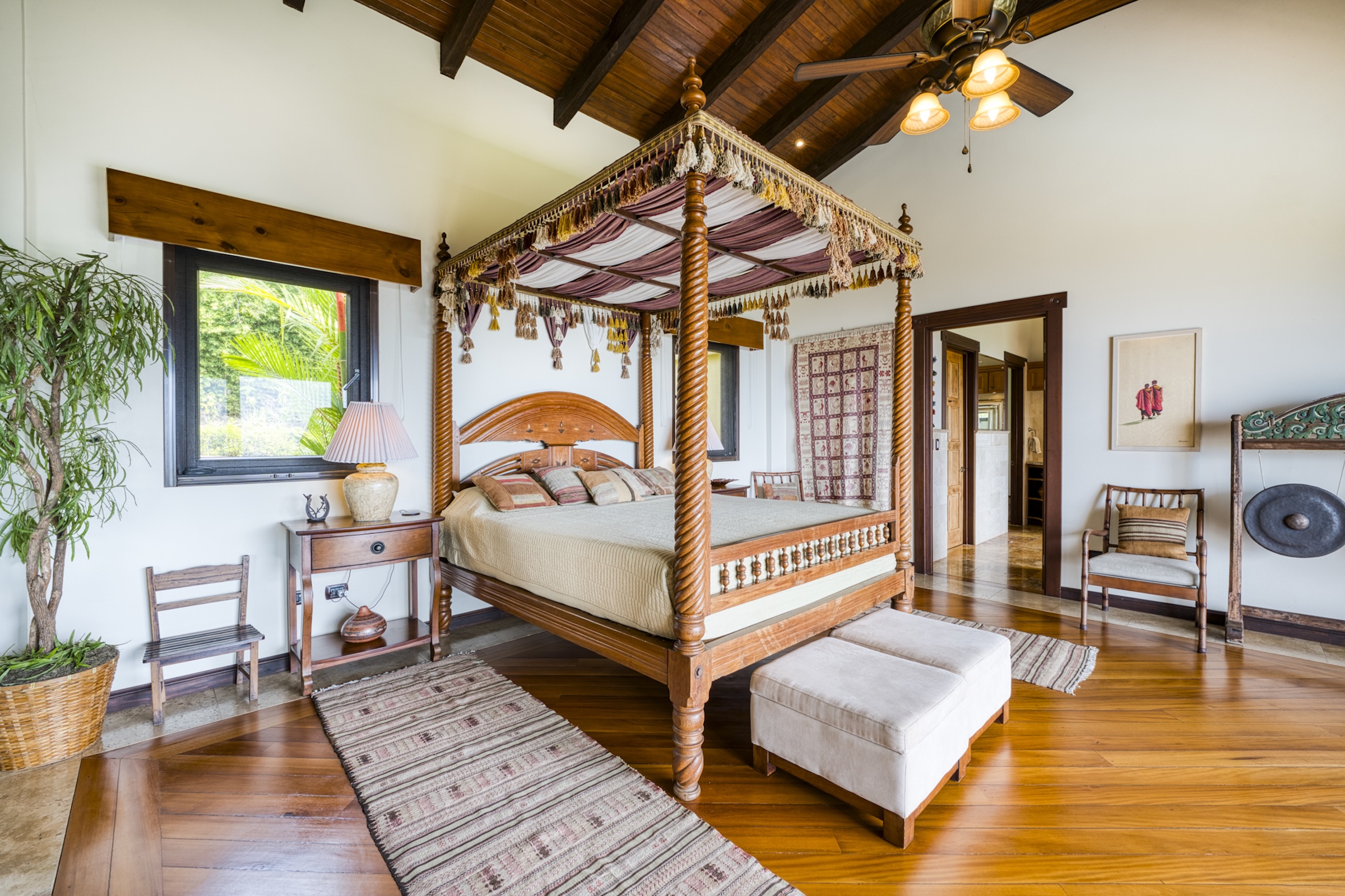 CASA LADERA: EXCLUSIVE ESTATE WITH PANORAMIC PACIFIC VIEWS, IN ESCALERAS – 6.21 ACRES