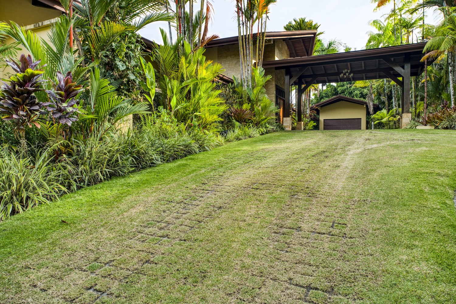 CASA LADERA: EXCLUSIVE ESTATE WITH PANORAMIC PACIFIC VIEWS, IN ESCALERAS – 6.21 ACRES
