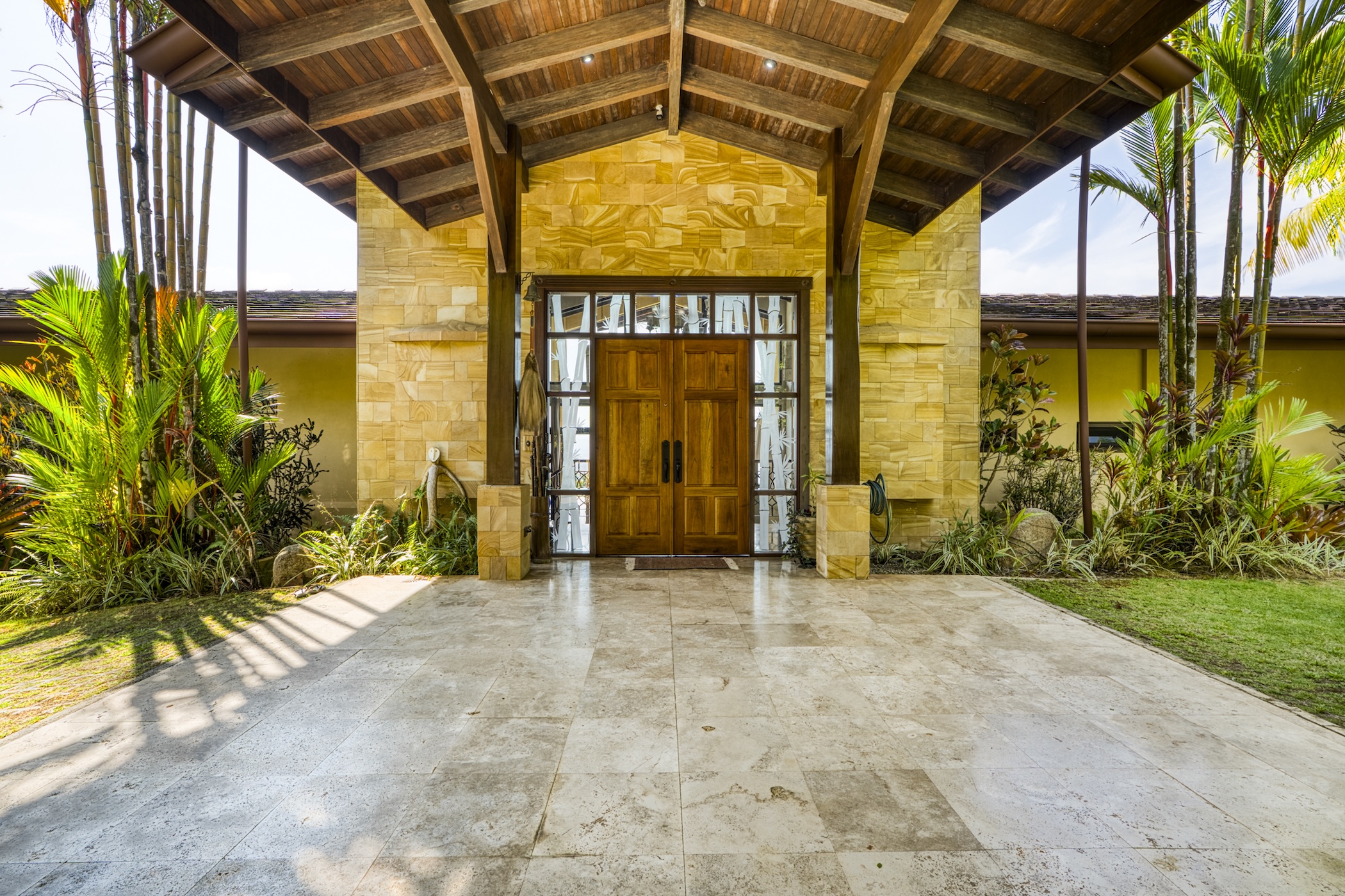 CASA LADERA: EXCLUSIVE ESTATE WITH PANORAMIC PACIFIC VIEWS, IN ESCALERAS – 6.21 ACRES