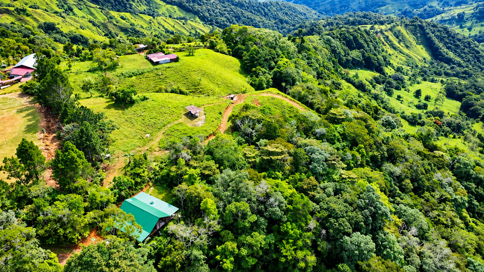 55.8-ACRE MOUNTAIN & OCEAN VIEW FARM WITH WATERFALL AND YEAR-ROUND WATER SOURCES – SAN ANTONIO DE RÍO NUEVO